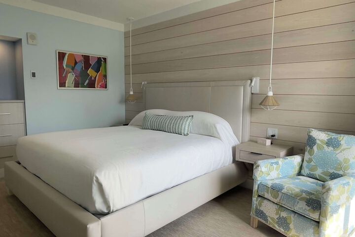 Room 21 of 53