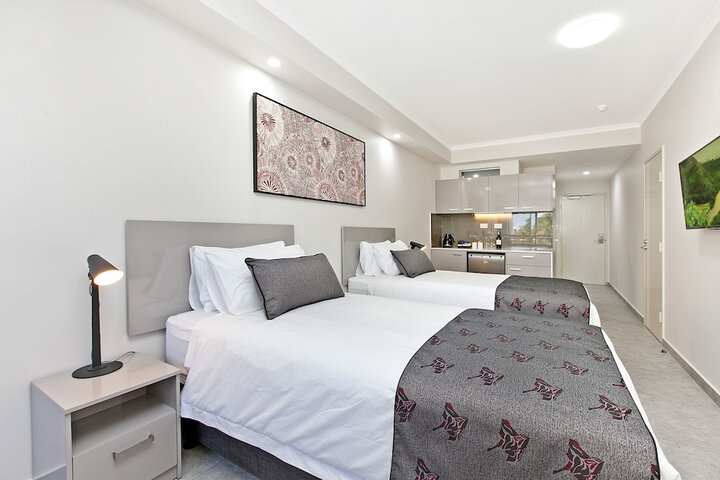 Room 7 of 42