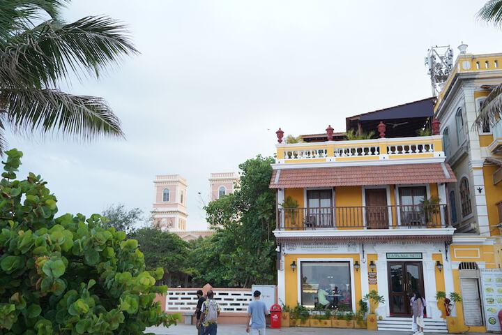 Photo of La Plage SeaView Suites