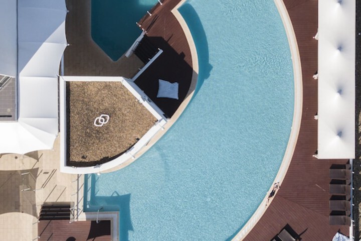 Pool 40 of 177