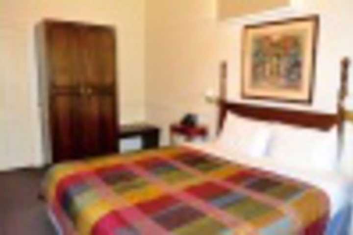 Room 196 of 768
