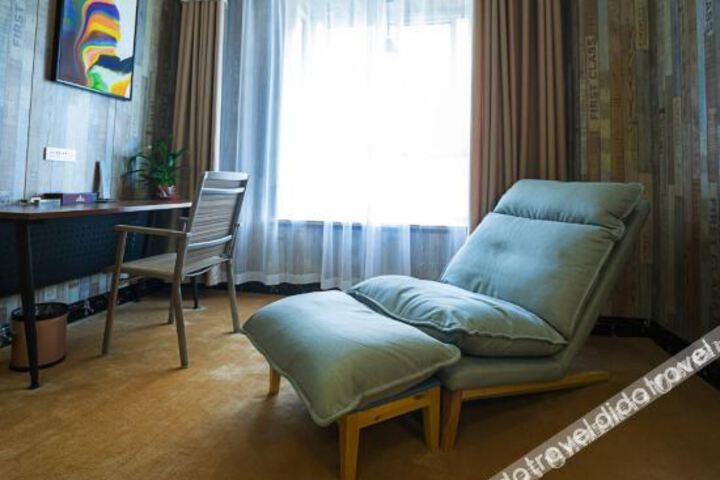Hotel Interior 16 of 25