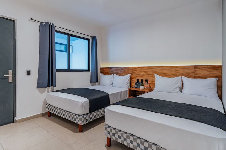Room 16 of 31