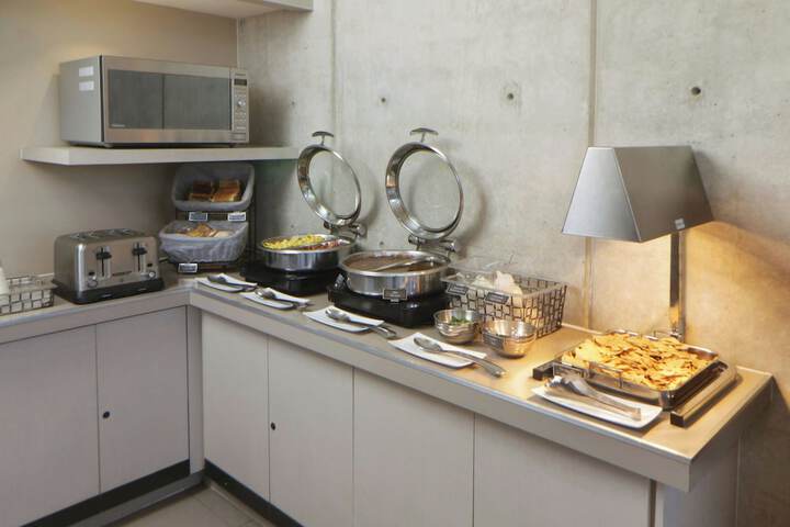 Breakfast/Coffee Service 96 of 104
