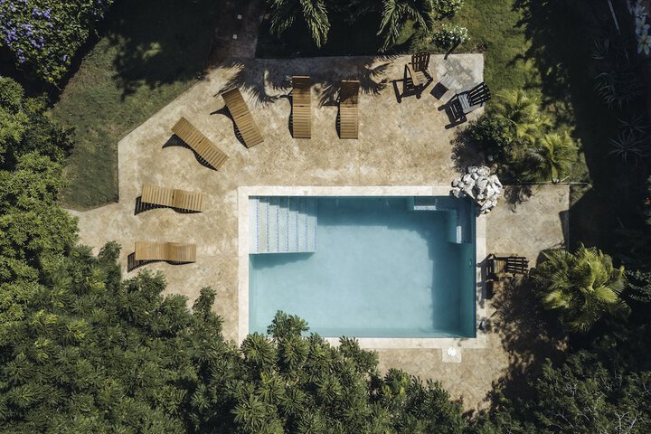 Pool 59 of 102