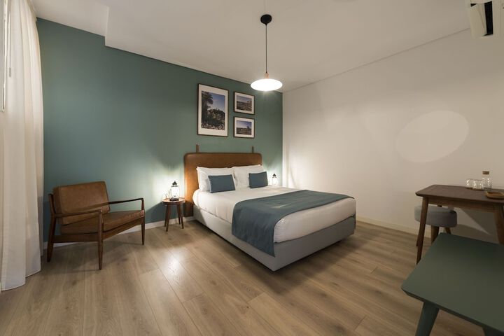 Room 8 of 53