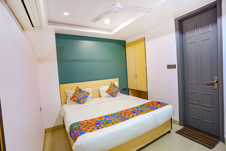 Room 28 of 31