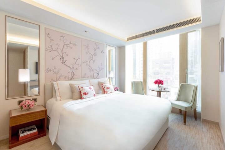 Room 9 of 22