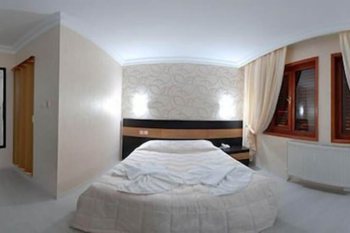 Room 10 of 41