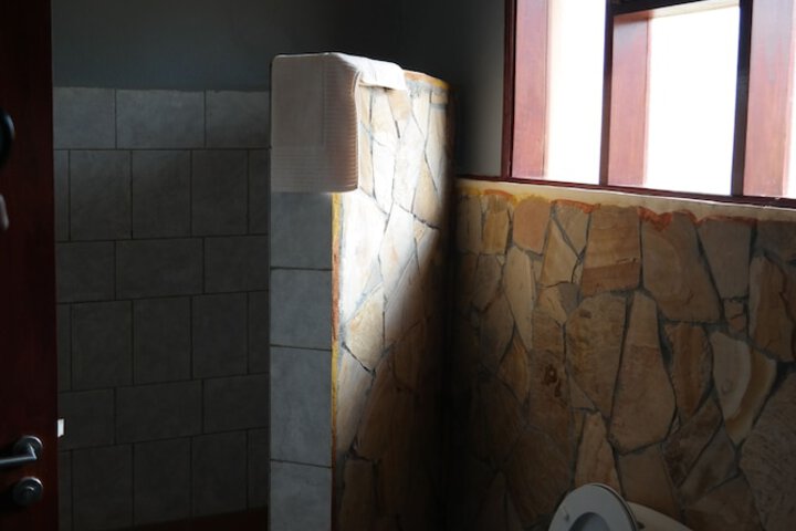 Room 25 of 29