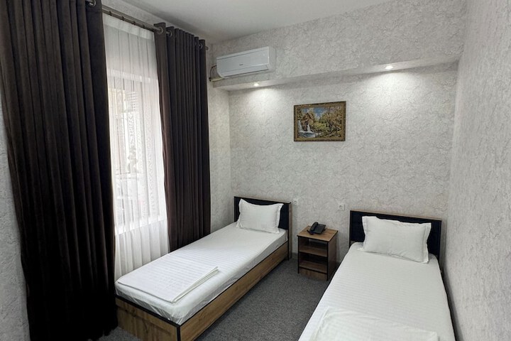 Room 3 of 19
