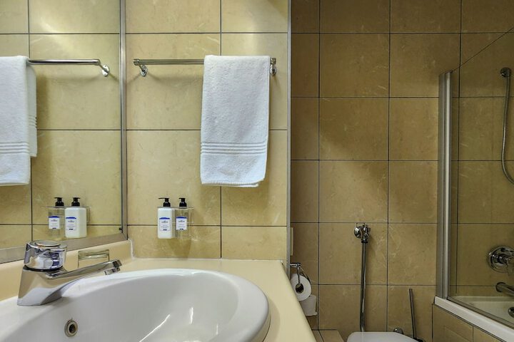 Room 40 of 62