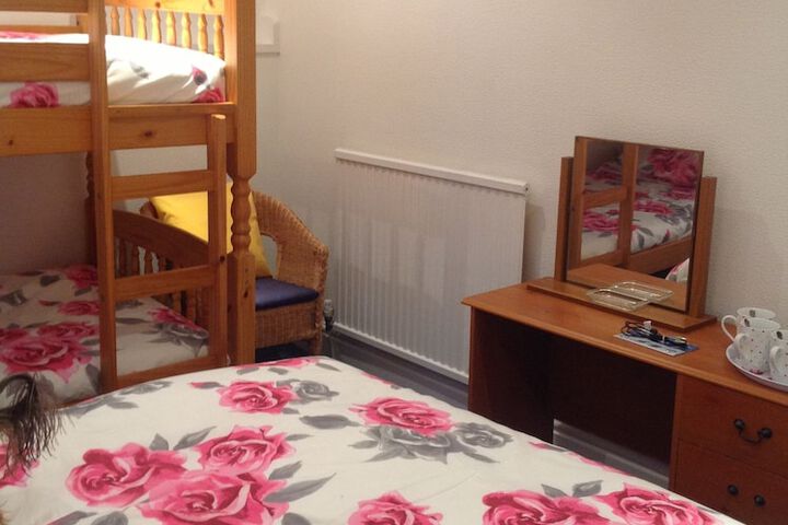 Room 14 of 131