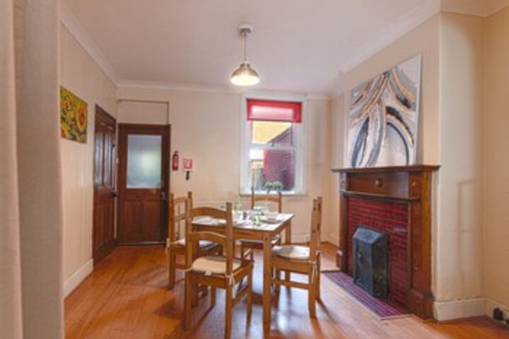 Room 7 of 22