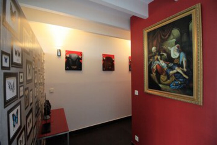Room 7 of 24