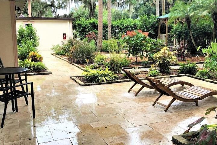 Terrace/Patio 24 of 59