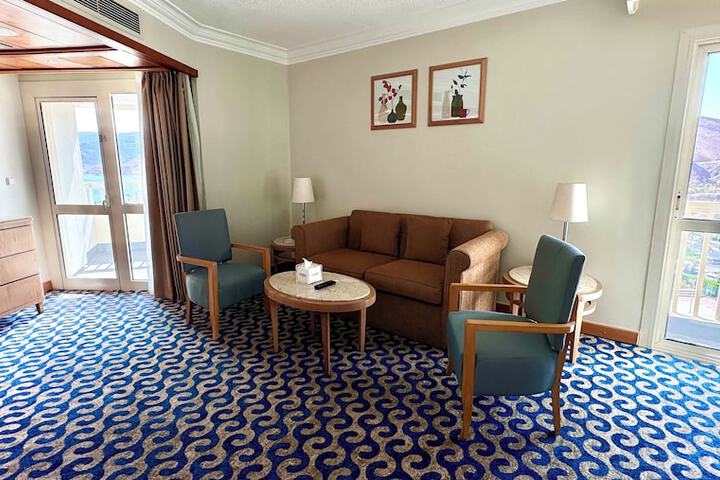 Room 13 of 91