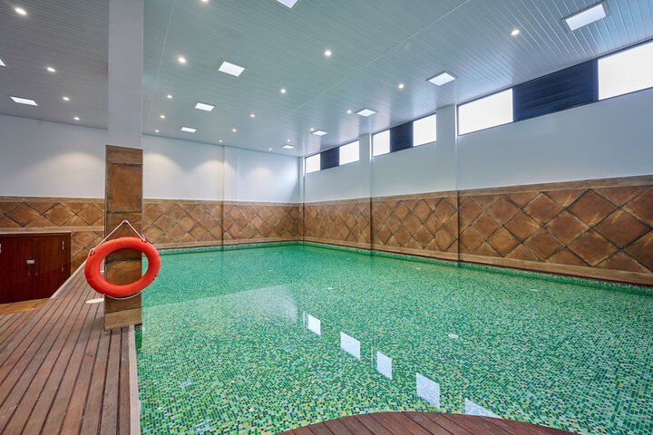 Pool 14 of 39