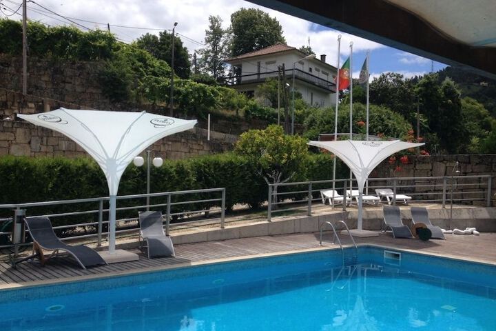 Hotel Pool