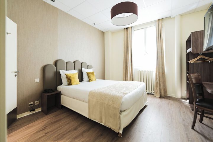 Room 35 of 75