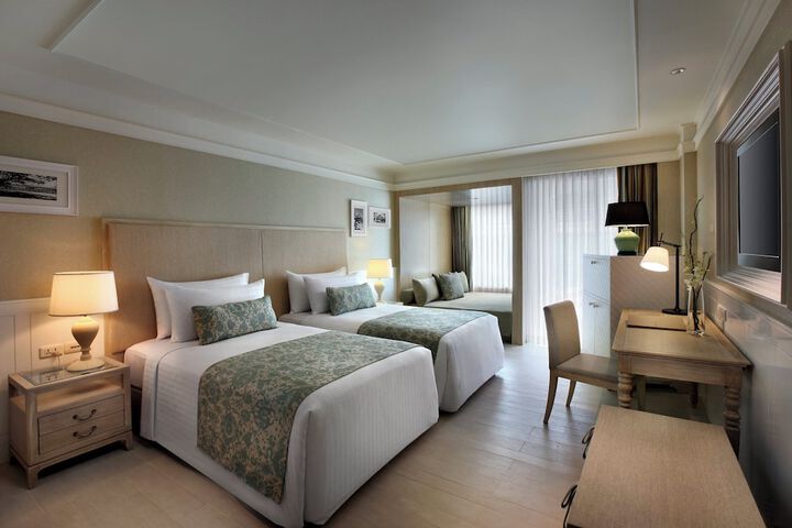 Room 26 of 203