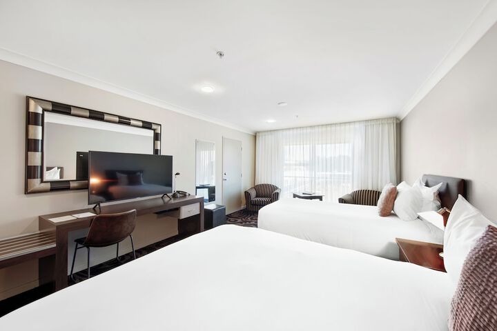 Room 12 of 86