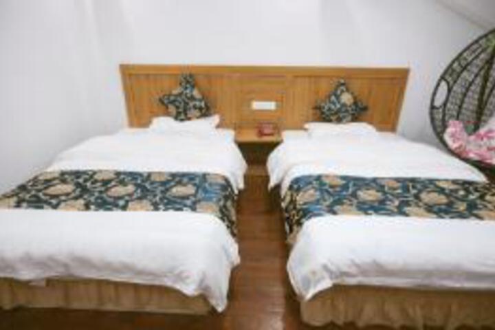 Room 14 of 14