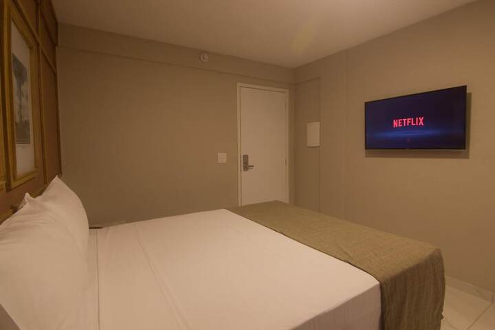 Room 16 of 50