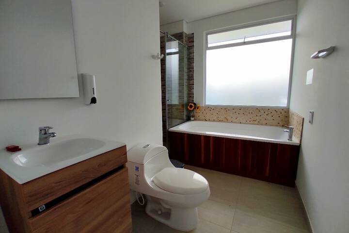 Room 14 of 28