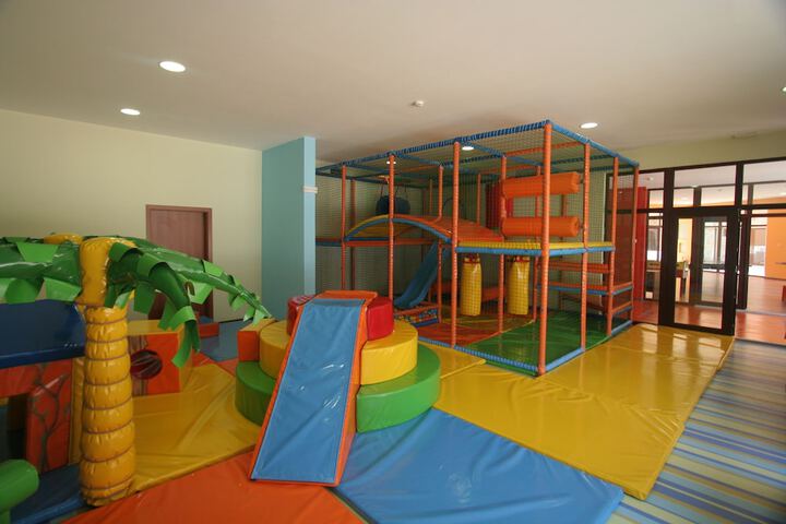 Childrens Activities 148 of 177
