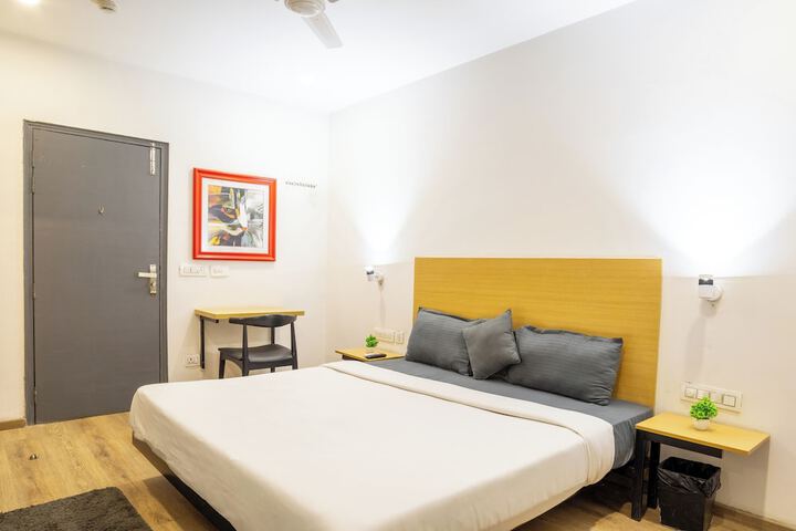 Room 12 of 29