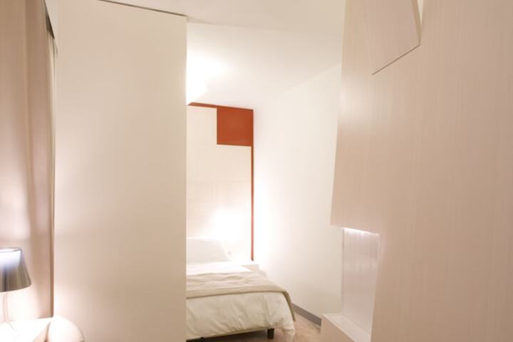 Room 21 of 88