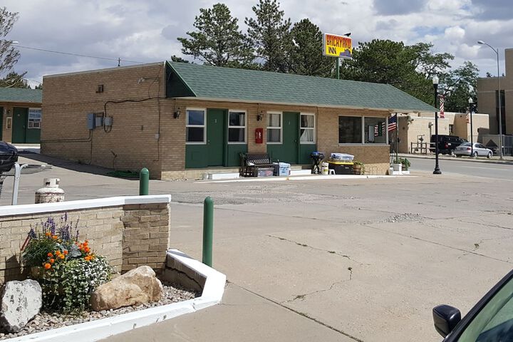 Property Grounds 17 of 18