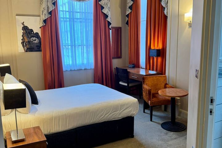 Hotel Interior 4 of 32