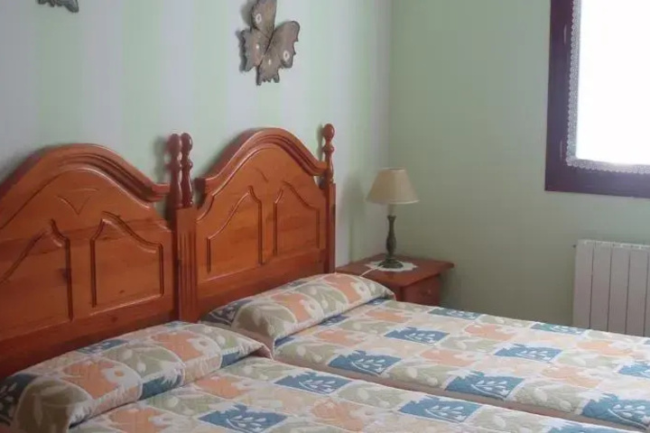 Room 2 of 15