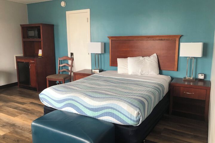 Room 10 of 54