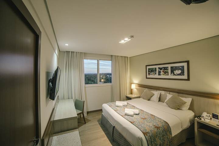 Room 27 of 71