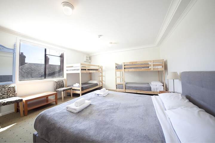 Room 8 of 35