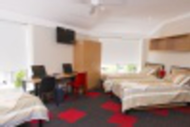 Room 52 of 288