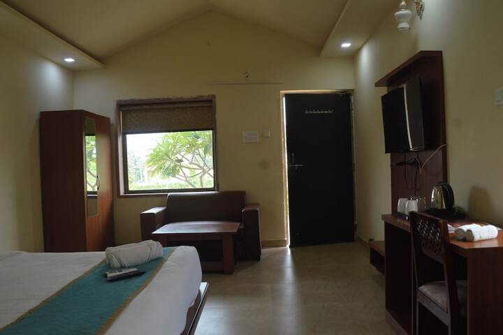 Room 9 of 23