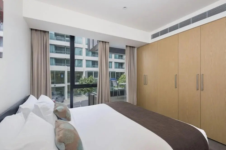 Room 3 of 15