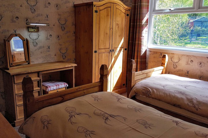 Room 9 of 75
