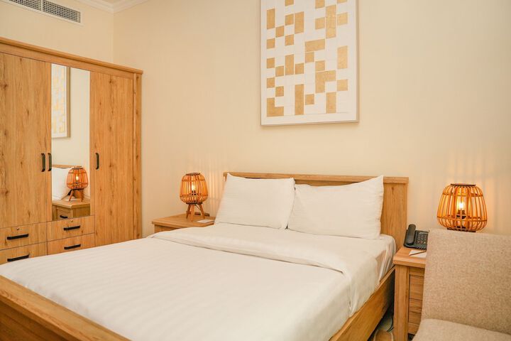 Room 20 of 38