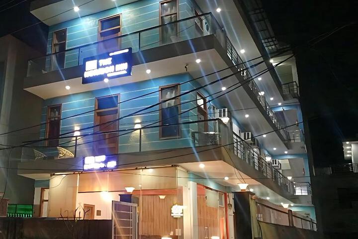 The Horizon Inn