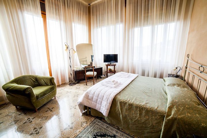 Room 3 of 59