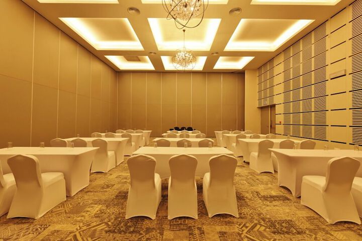 Meeting 159 of 261