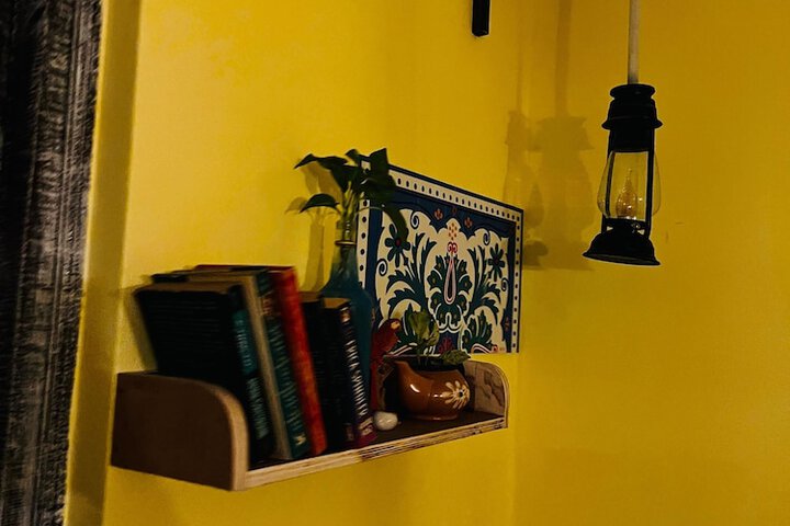 Room 30 of 63