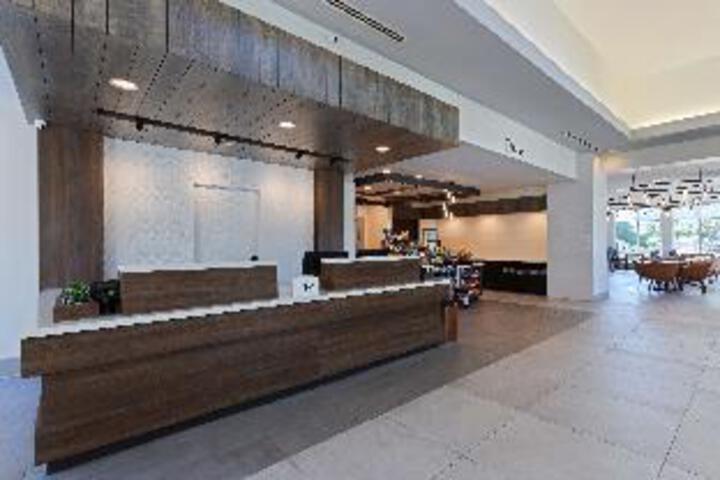 Hotel Interior 6 of 27