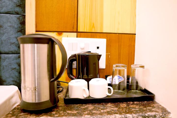Breakfast/Coffee Service 16 of 29