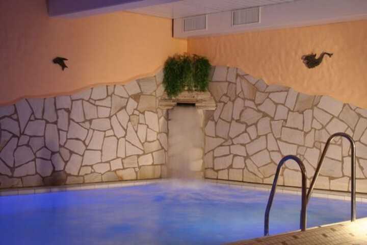 Hotel with Pool